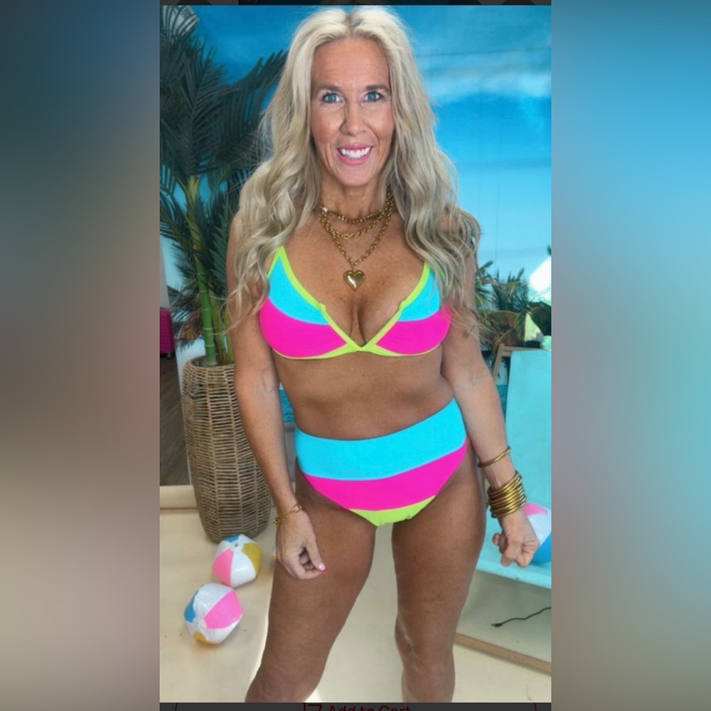 Vibrant Multicolor Salty Wave Bikini Set